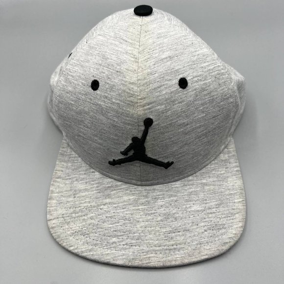 Air Jordan Hat Men Gray Jumpman Logo‎ Snap Back Cap - Picture 1 of 8